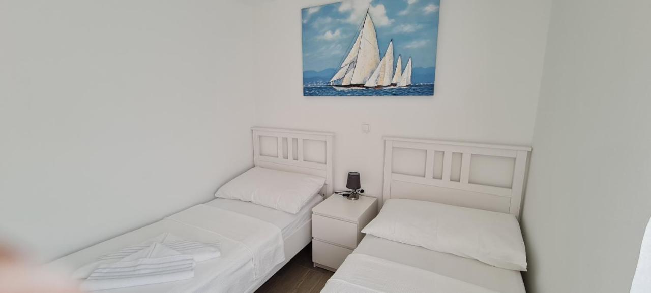 House Vallis Aurea Povile Bagian luar foto