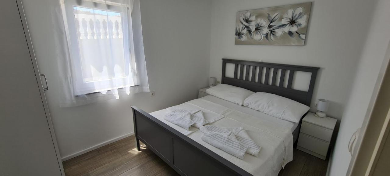 House Vallis Aurea Povile Bagian luar foto